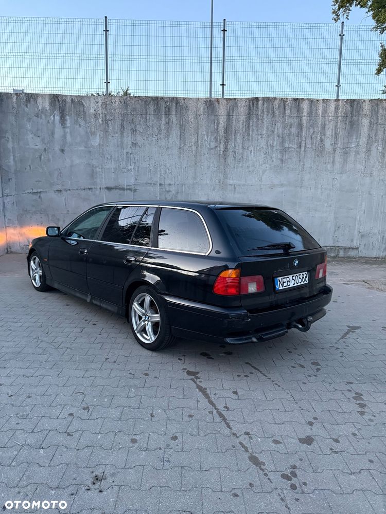 BMW Seria 5 - 11