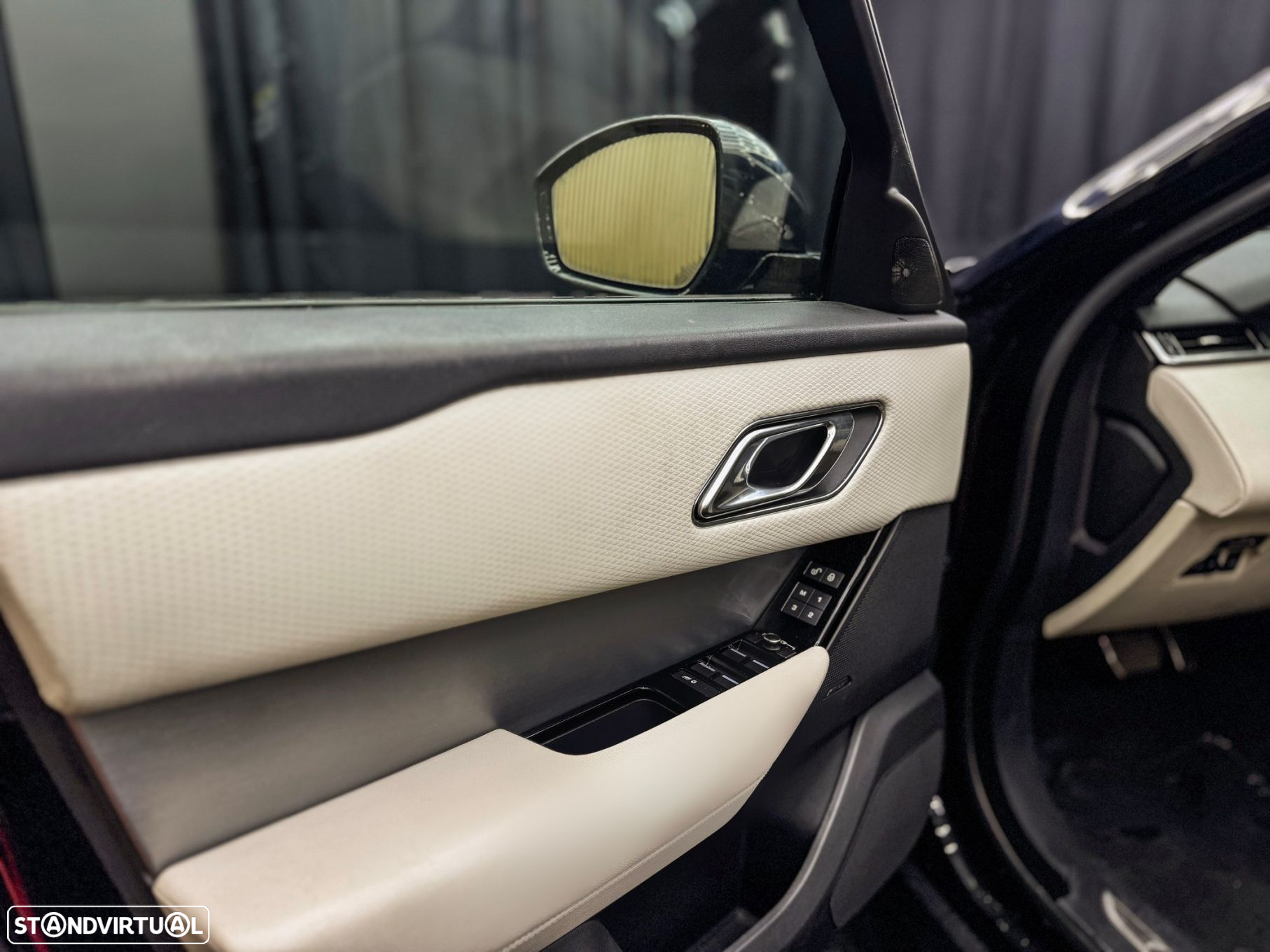 Land Rover Range Rover Velar 2.0d R-Dynamic HSE - 38