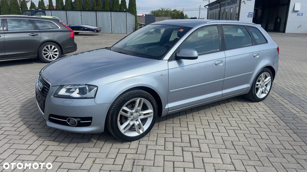 Audi A3 Sportback - 3