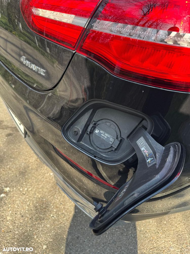 Mercedes-Benz GLC - 21