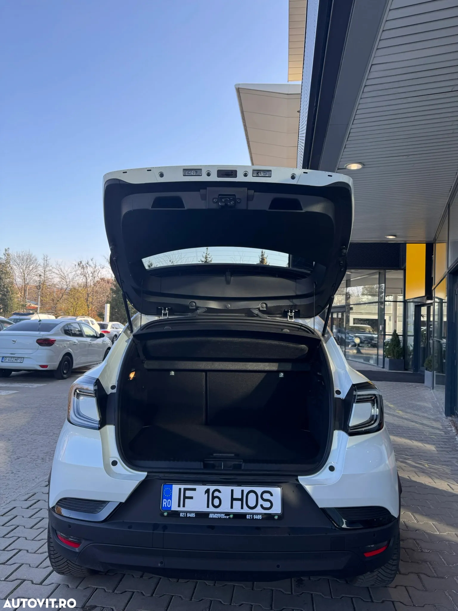Renault Captur E-TECH Full Hybrid 145 Techno - 3