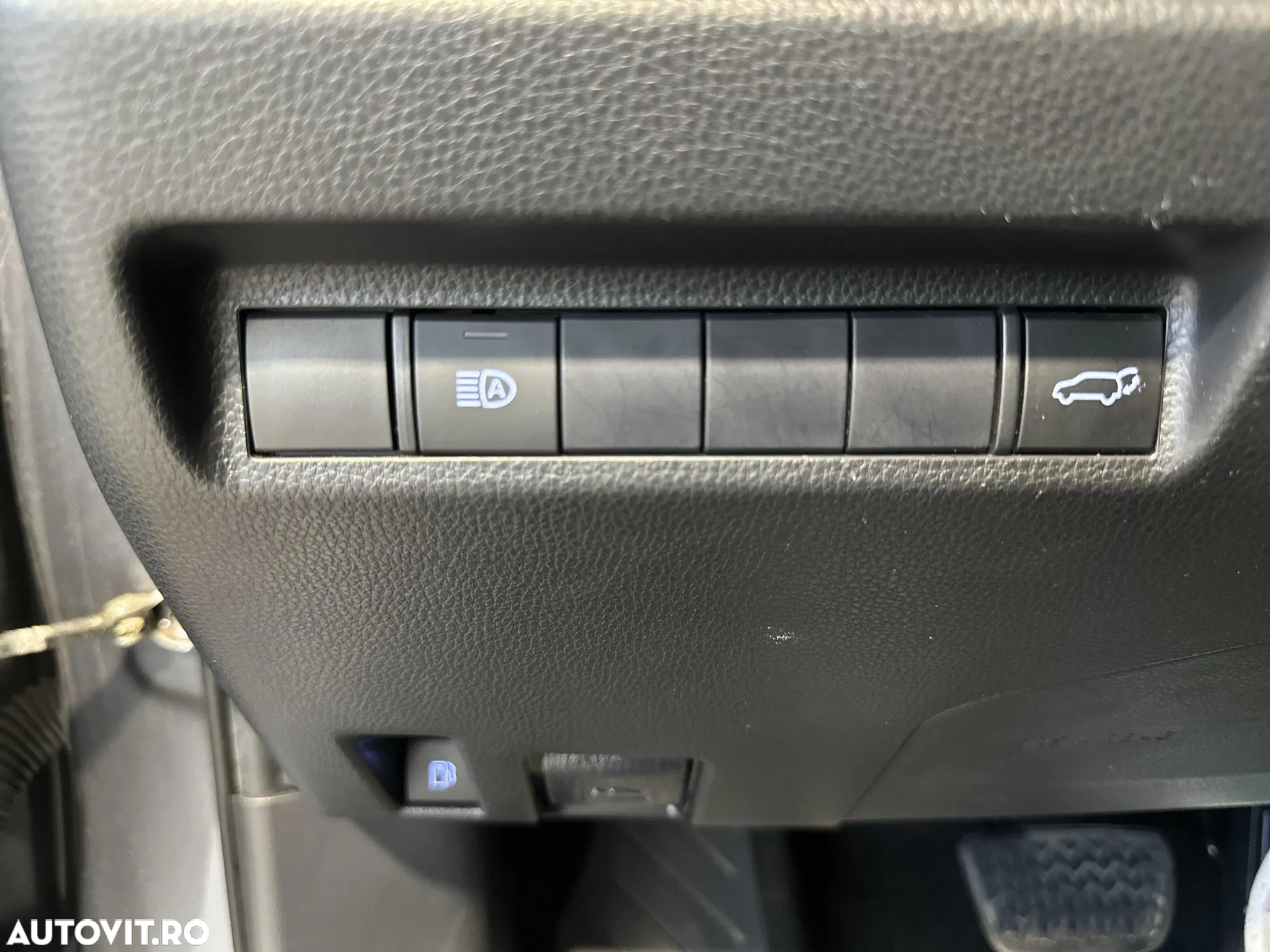 Toyota RAV4 2.5 4x2 Hybrid - 15
