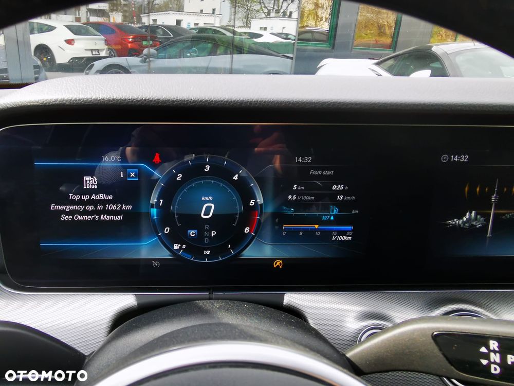 Mercedes-Benz Klasa E 200 d 9G-TRONIC - 30