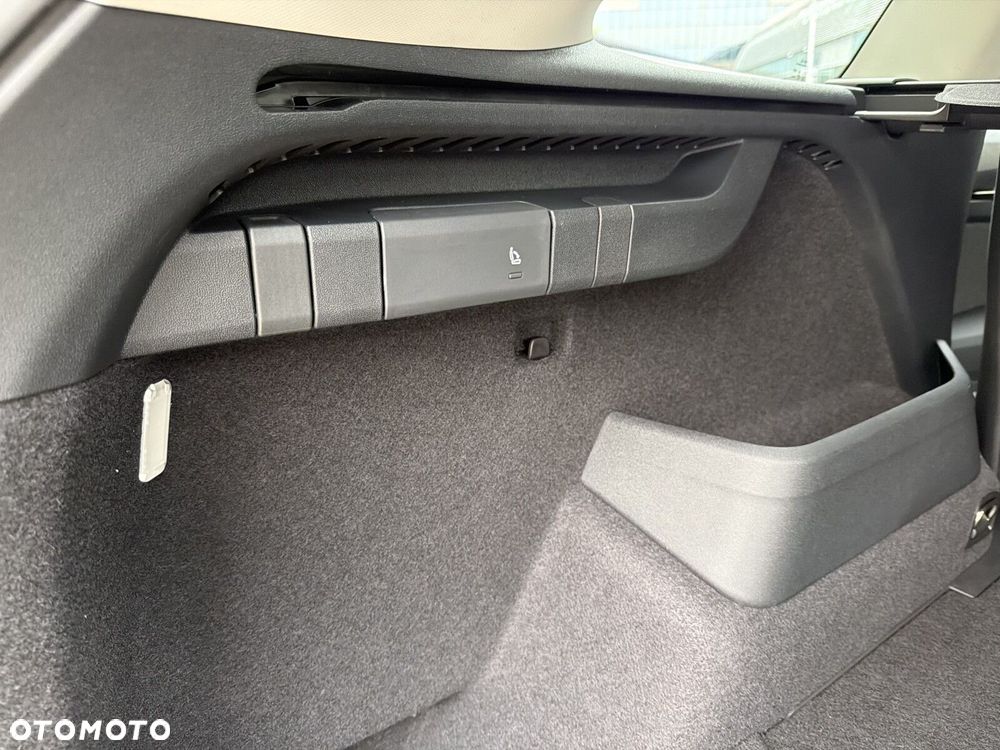 Skoda Kodiaq 2.0 TSI 4x4 Drive DSG - 28