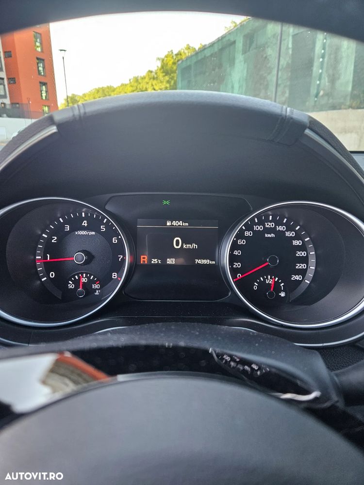 Kia XCeed 1.4 T-GDI 6MT City - 13
