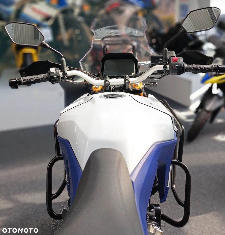 Suzuki DL - 8