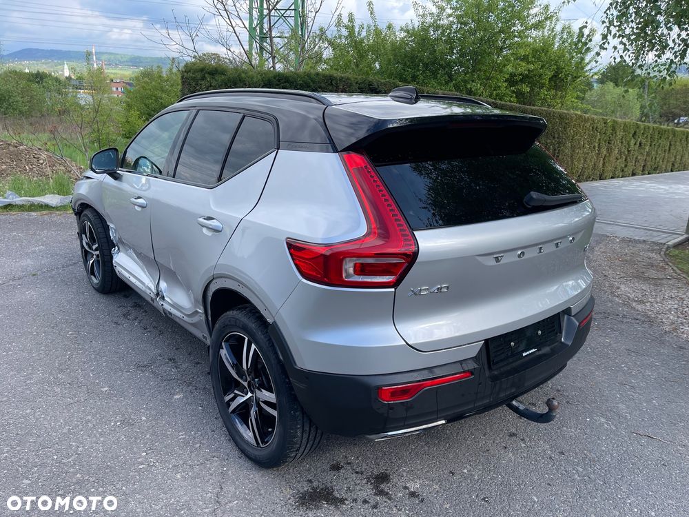 Volvo XC 40 D4 AWD Geartronic R-Design - 7