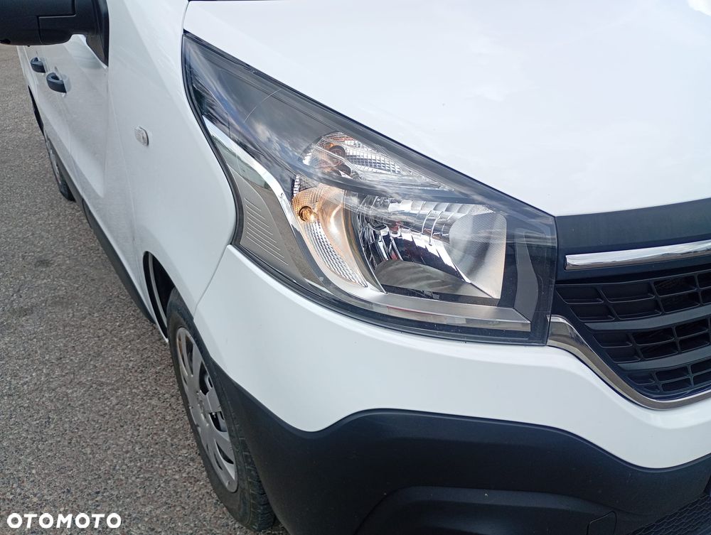 Renault TRAFIC - 22