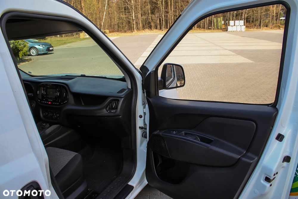 Fiat Doblo - 22