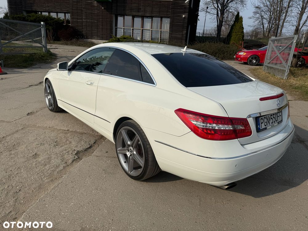 Mercedes-Benz Klasa E - 12