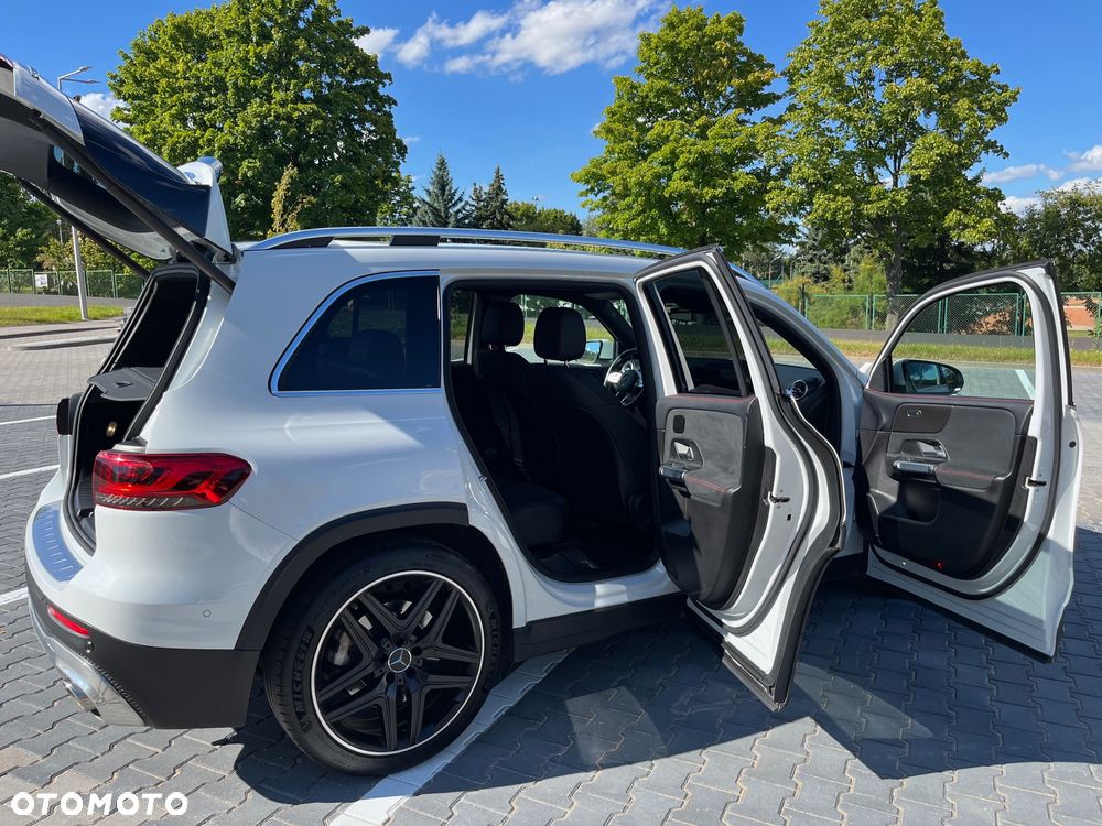 Mercedes-Benz GLB - 4
