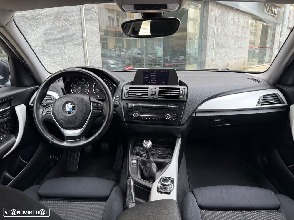 BMW 118 d Sport Line - 14