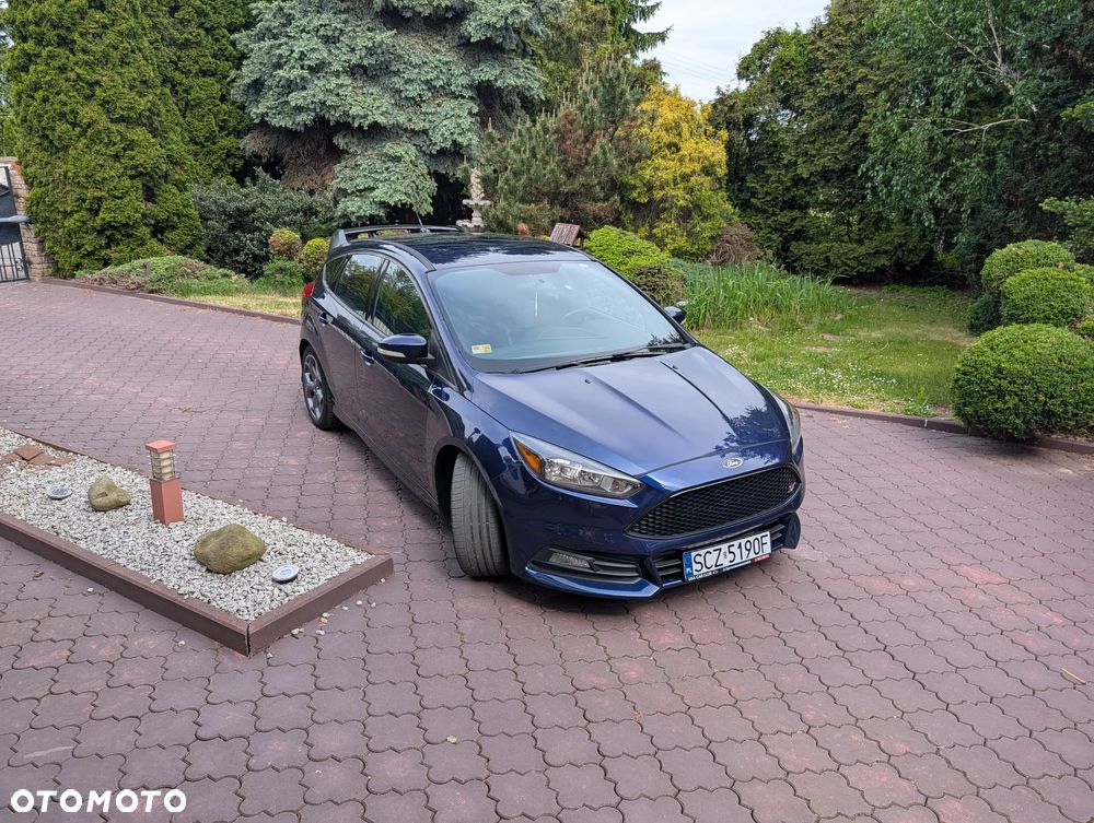 Ford Focus ST - 4