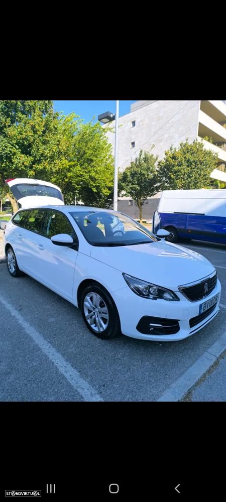 Peugeot 308 SW PureTech 110 Stop & Start Allure - 3
