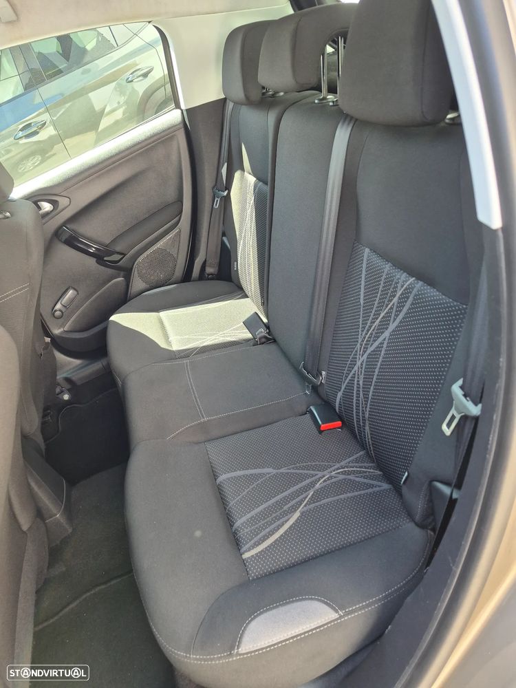 Peugeot 208 1.6 e-HDi Active 95g - 18