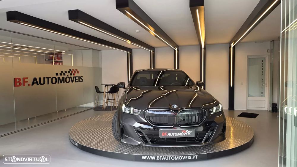 BMW i5 eDrive40 Pack Desportivo M Pro - 11