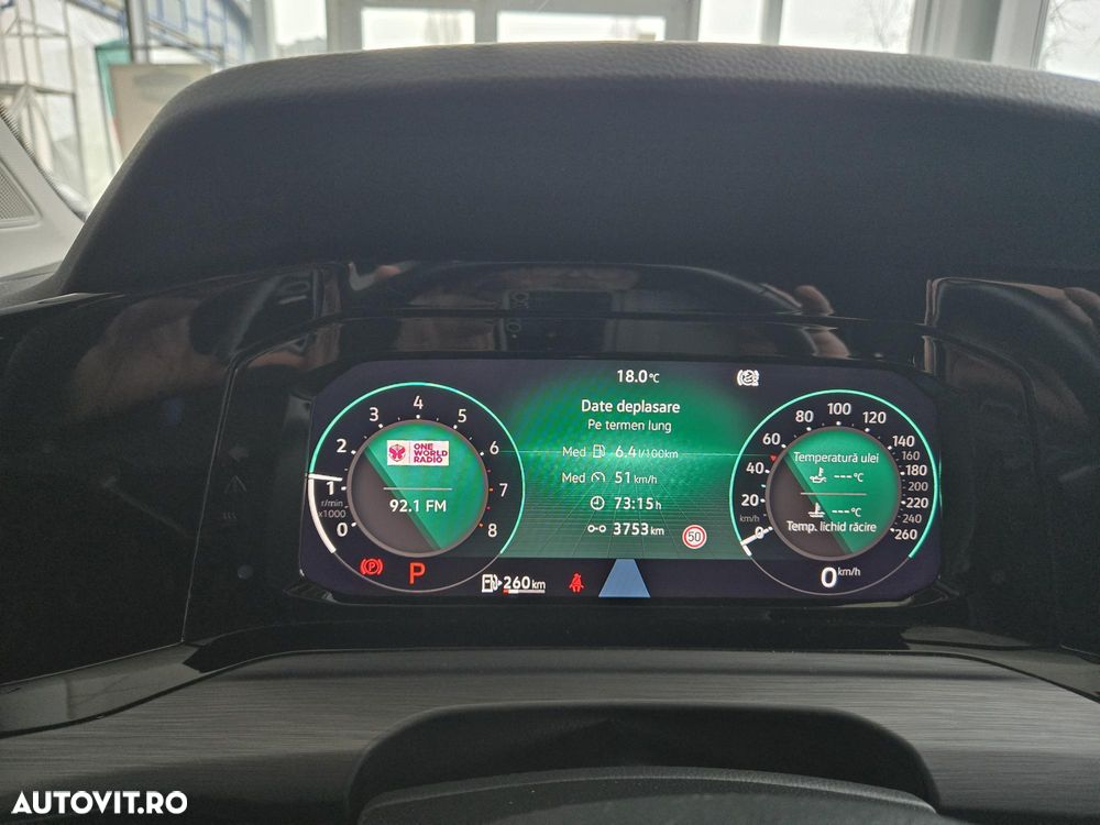 Volkswagen Golf 1.5 eTSI ACT DSG MHEV Style - 11