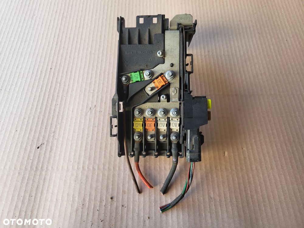 Moduł akumulatora klema Peugeot 5008 I 1.2 B - 3