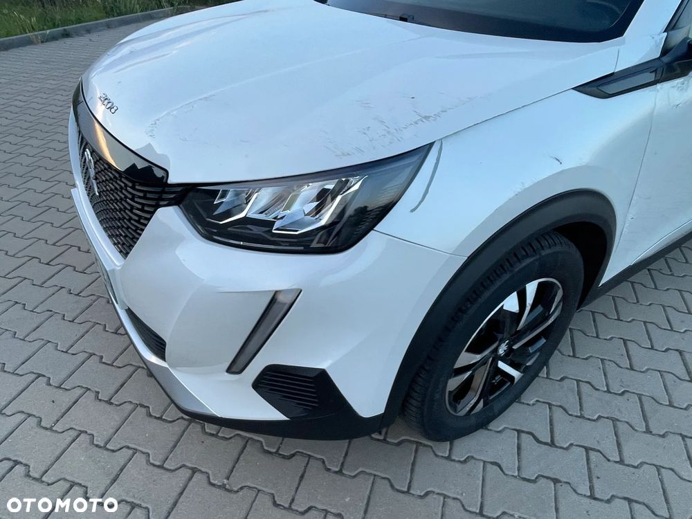 Peugeot 2008 1.5 BlueHDi Allure Pack S&S EAT8 - 17