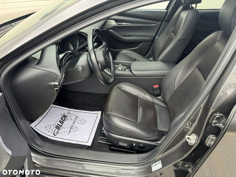 Mazda 3 - 5