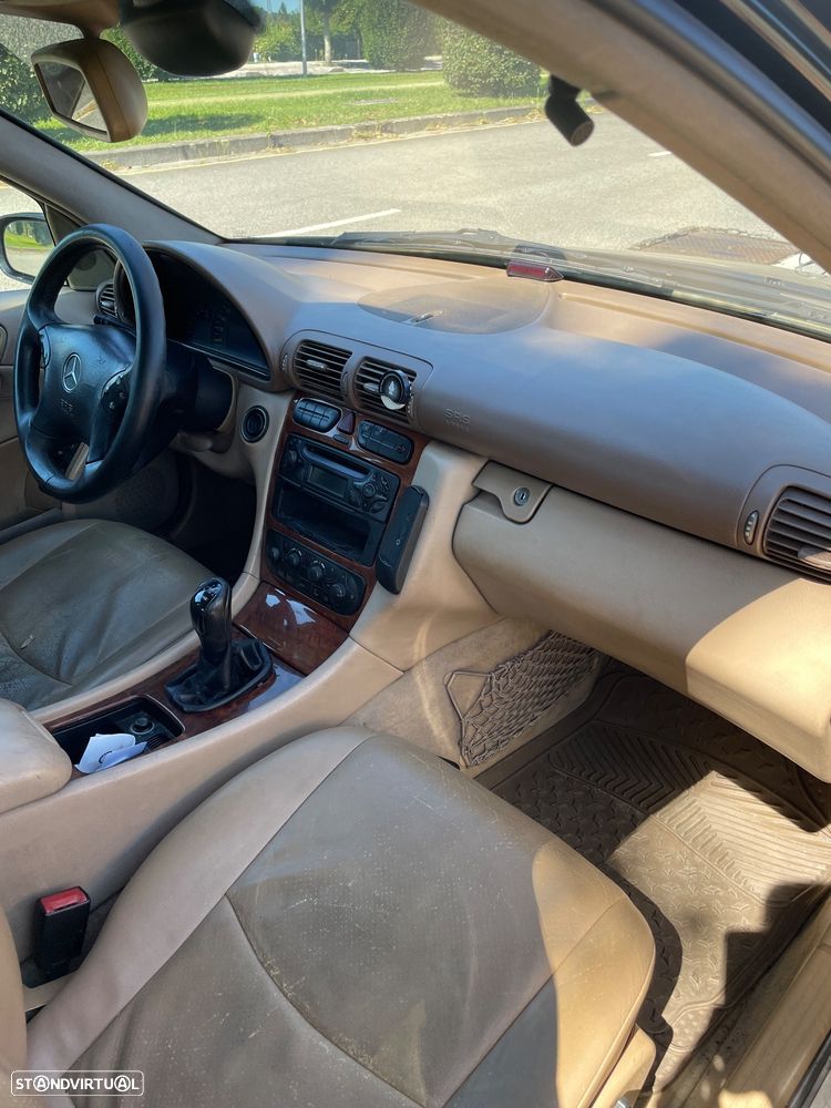 Mercedes-Benz C 220 - 6