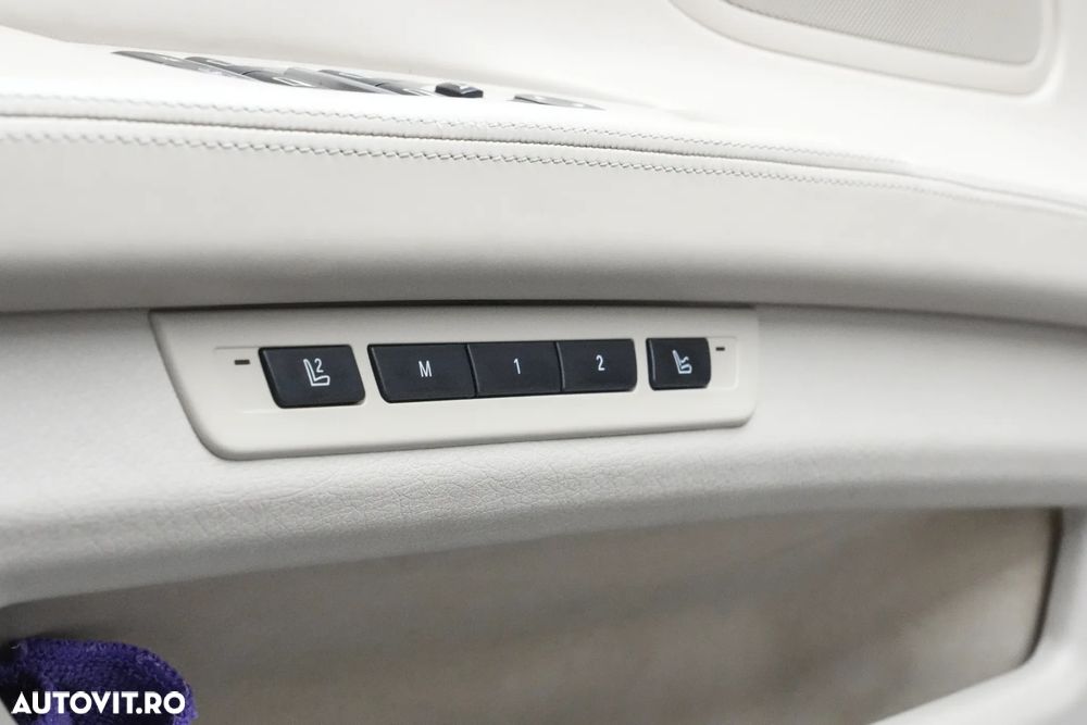 BMW Seria 7 750Li Aut. - 25