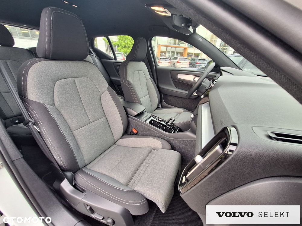 Volvo XC 40 - 12