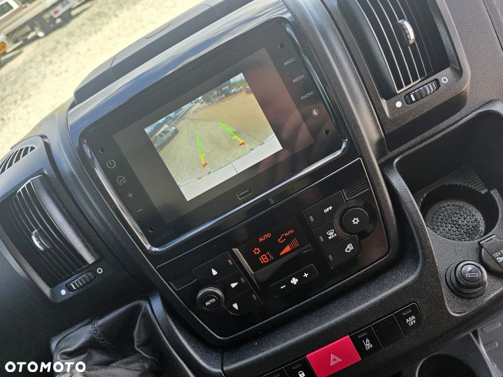 Fiat DUCATO 2,3 MJT 140 KONNY ŚREDNI WYSOKI L2H2 KLIMA WEBASTO KAMERA GWARANCJA - 30