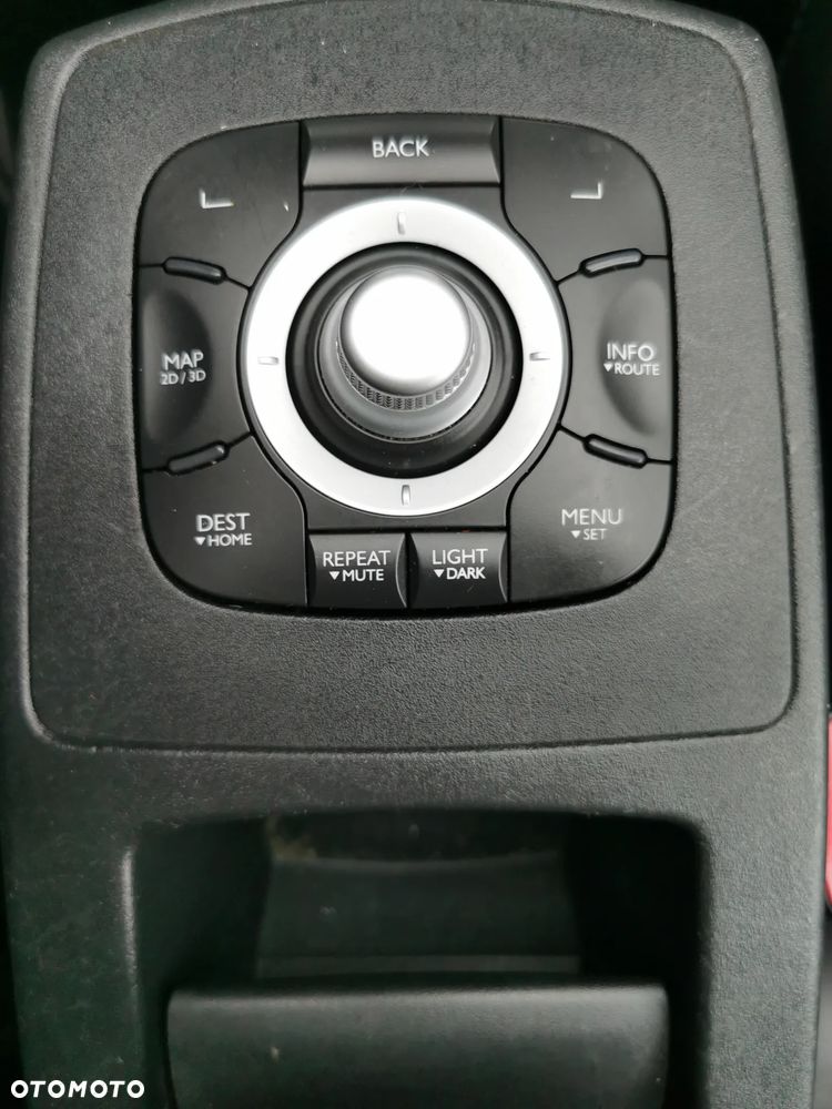 Renault Scenic ENERGY TCe 115 S&S Bose Edition - 15
