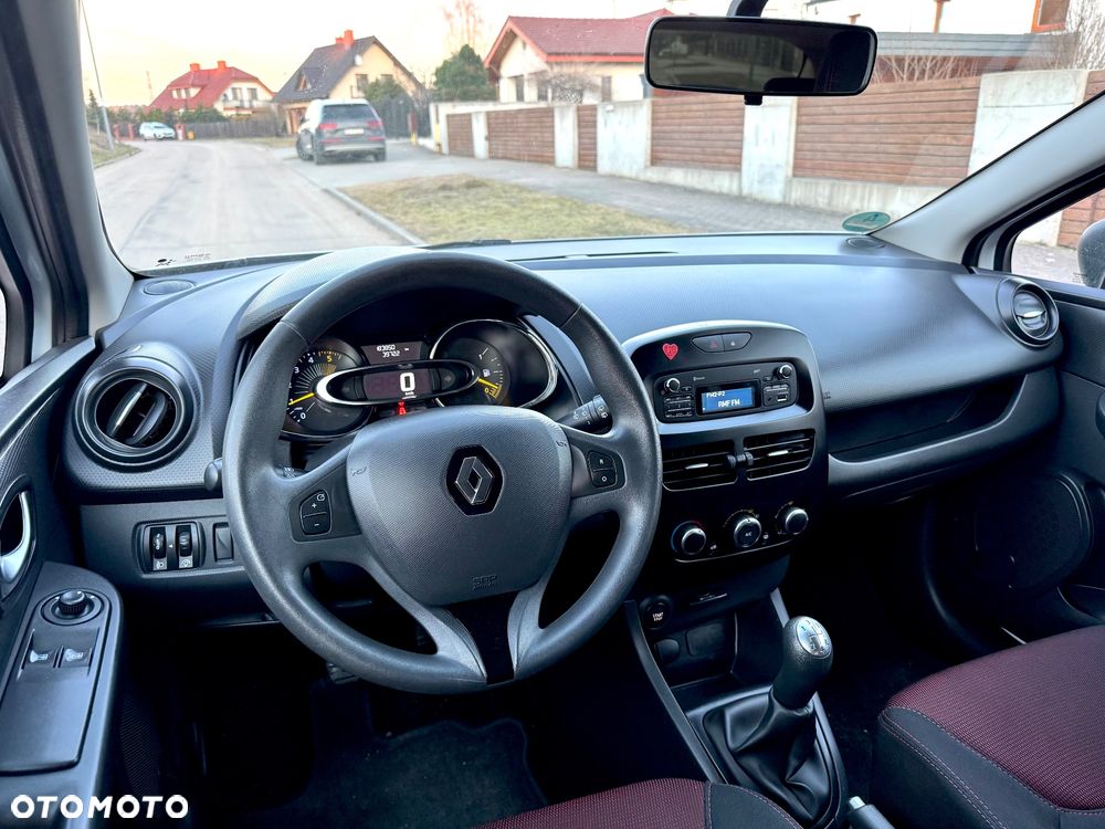 Renault Clio - 8