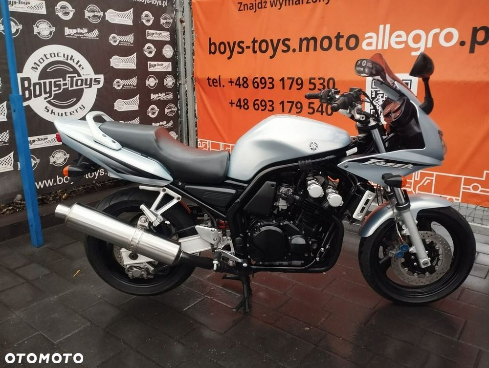 Yamaha FZS - 7