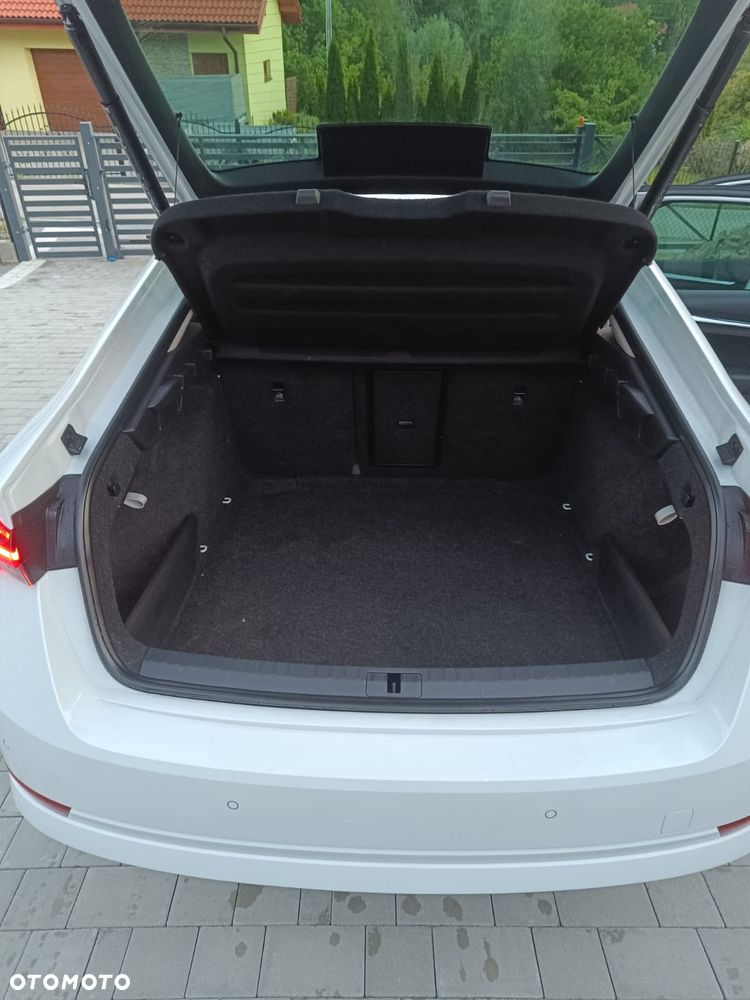 Skoda Octavia 2.0 TDI SCR Ambition DSG - 27