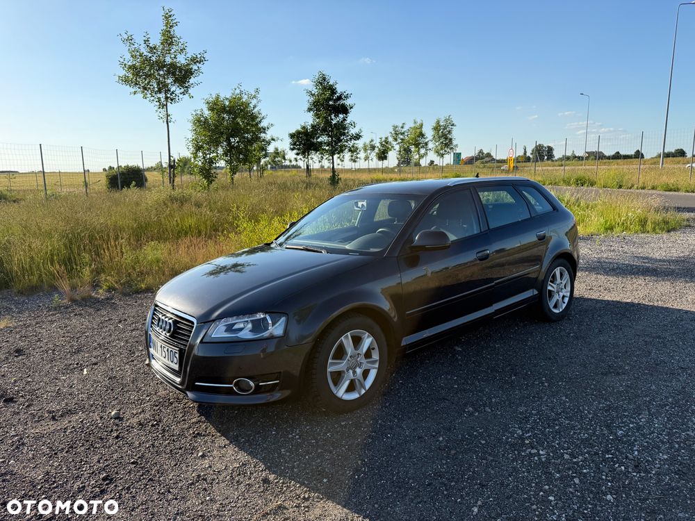 Audi A3 Sportback - 1