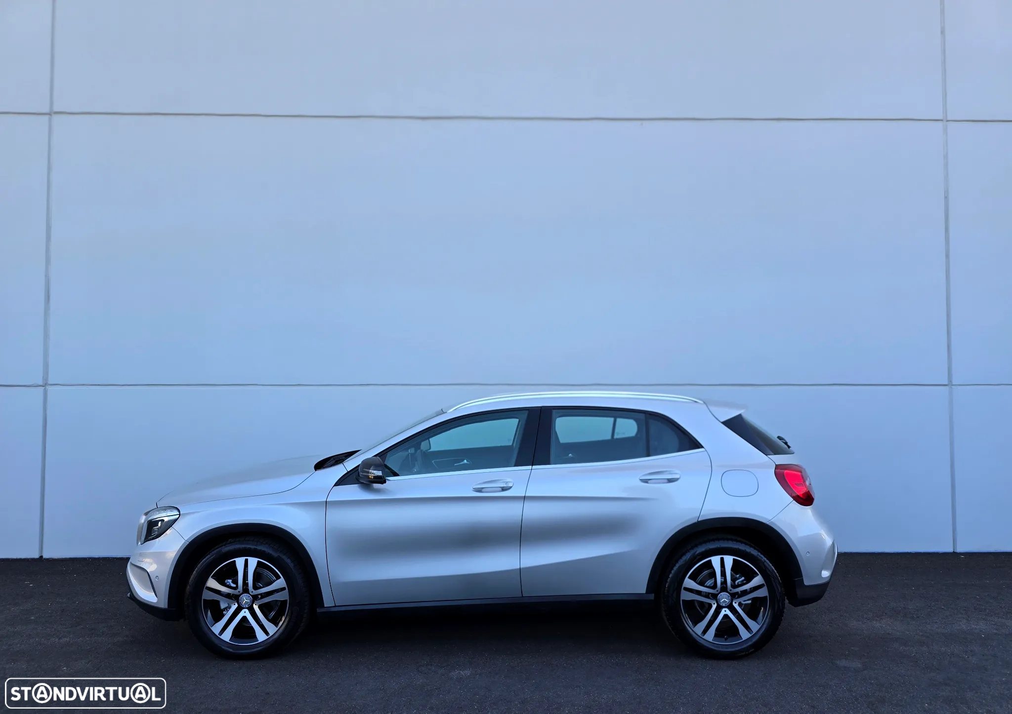Mercedes-Benz GLA 200 CDi Urban Aut. - 4