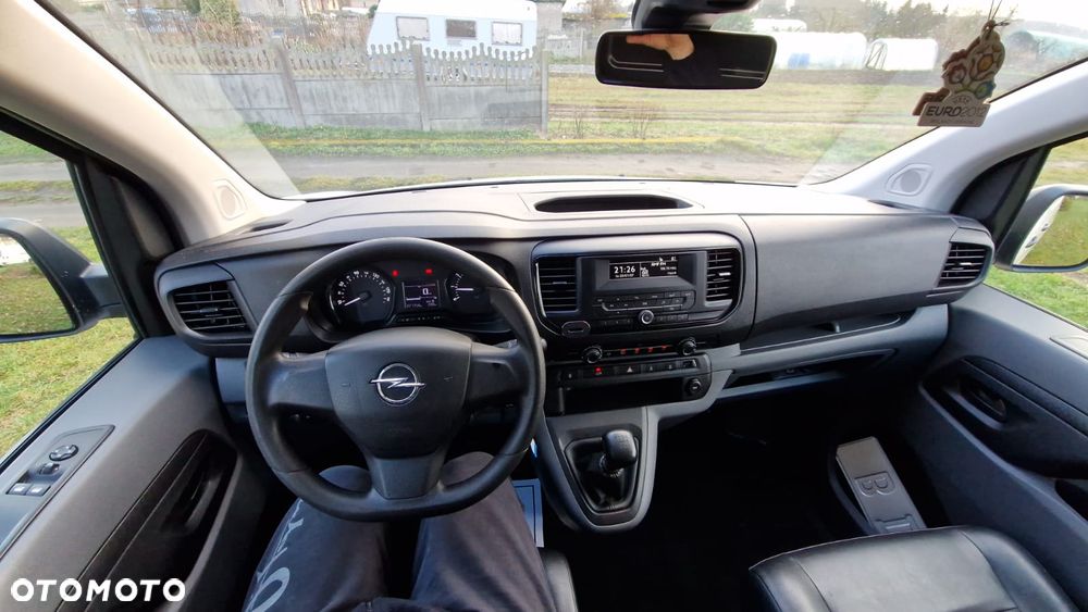 Opel Vivaro - 15