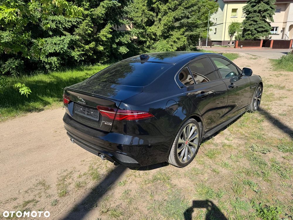 Jaguar XE P250 R-Dynamic HSE - 5