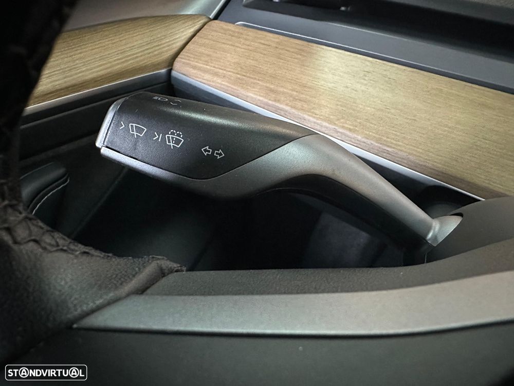 Tesla Model 3 Long Range Tração Integral Premium - 36