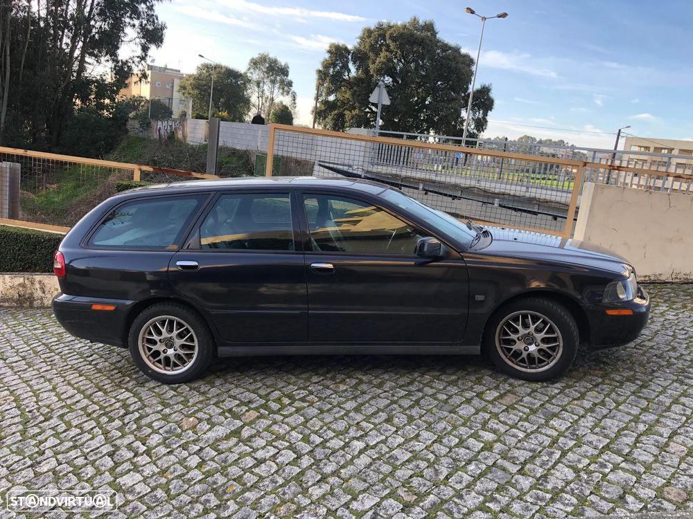 Volvo V40 - 1