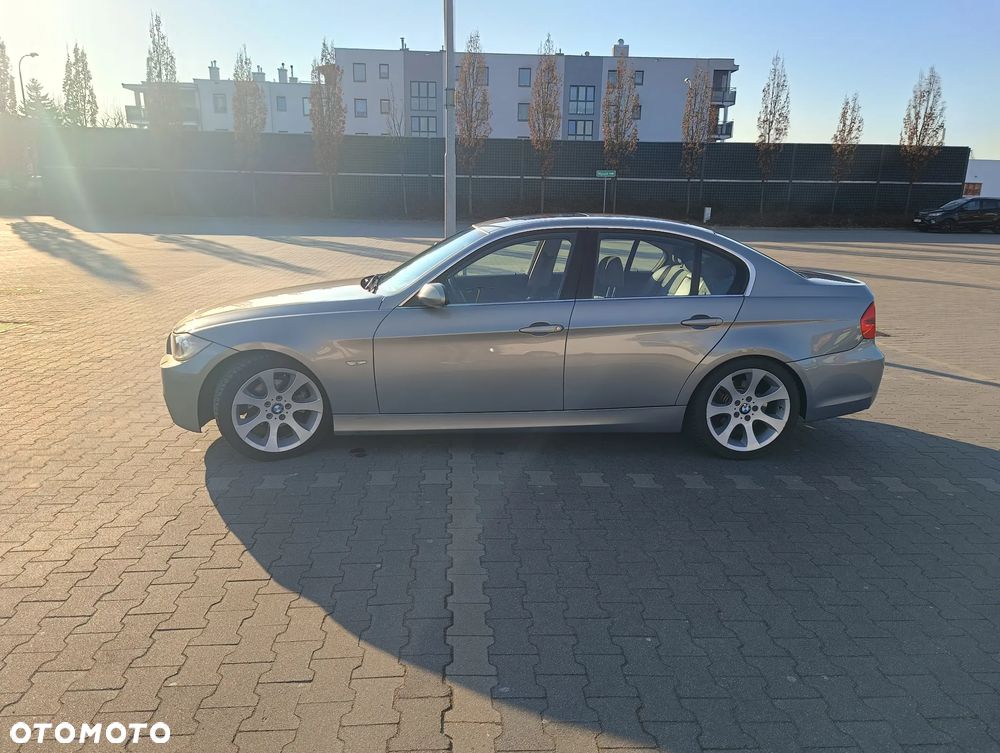 BMW Seria 3 325i - 5