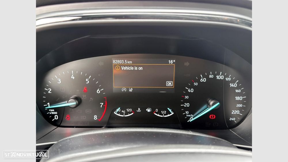 Ford Focus 1.0 EcoBoost MHEV ST-Line - 14