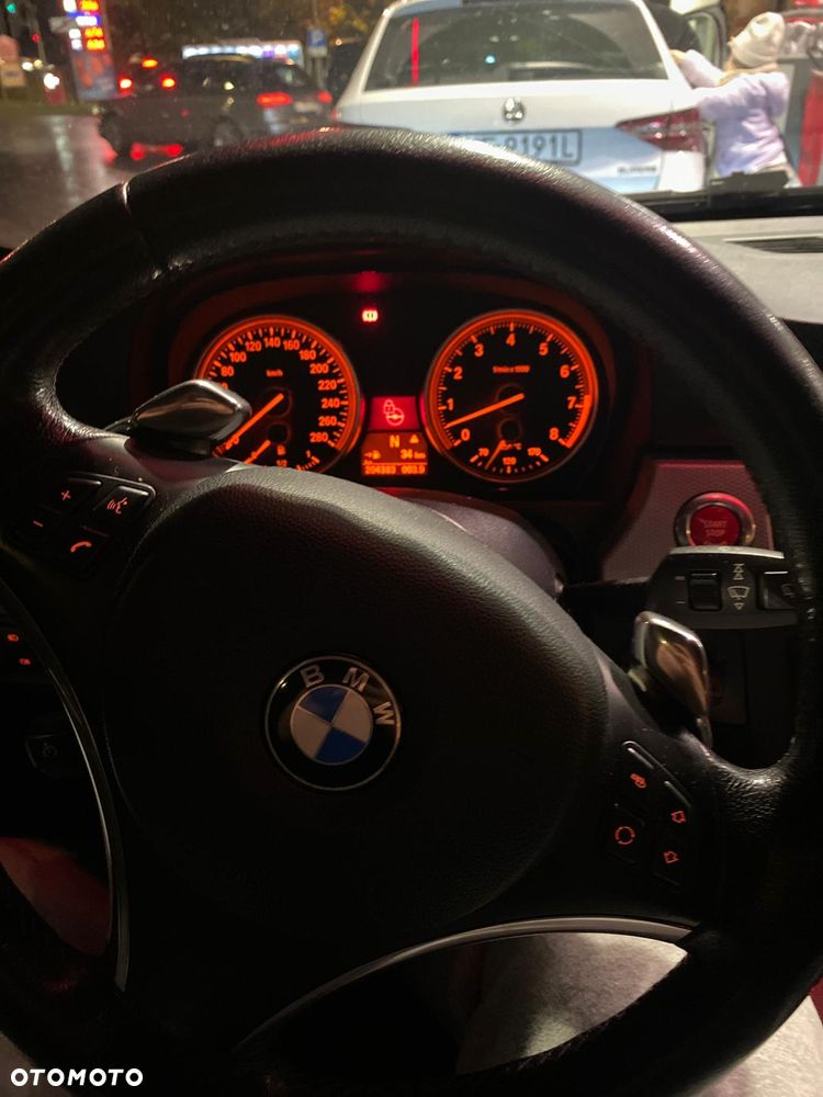 BMW Seria 3 335i M Sport Edition - 9