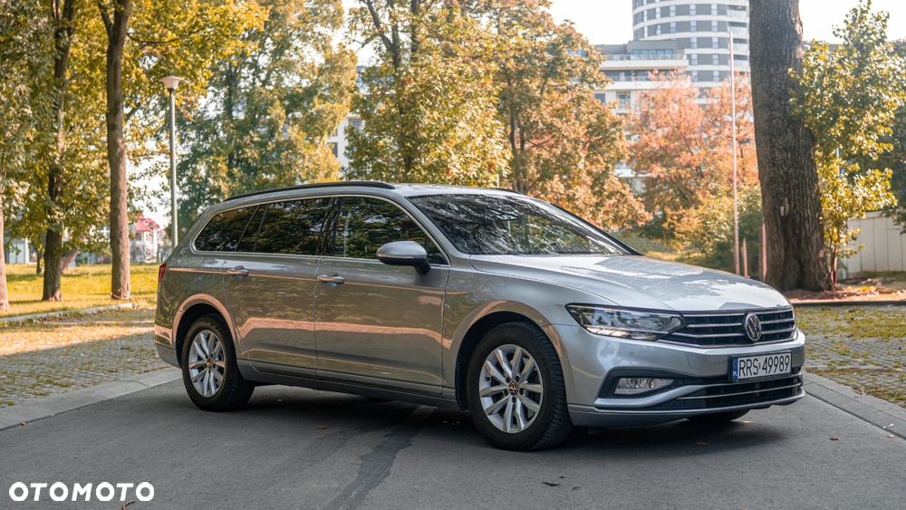 Volkswagen Passat Variant 2.0 TDI SCR DSG Comfortline - 17