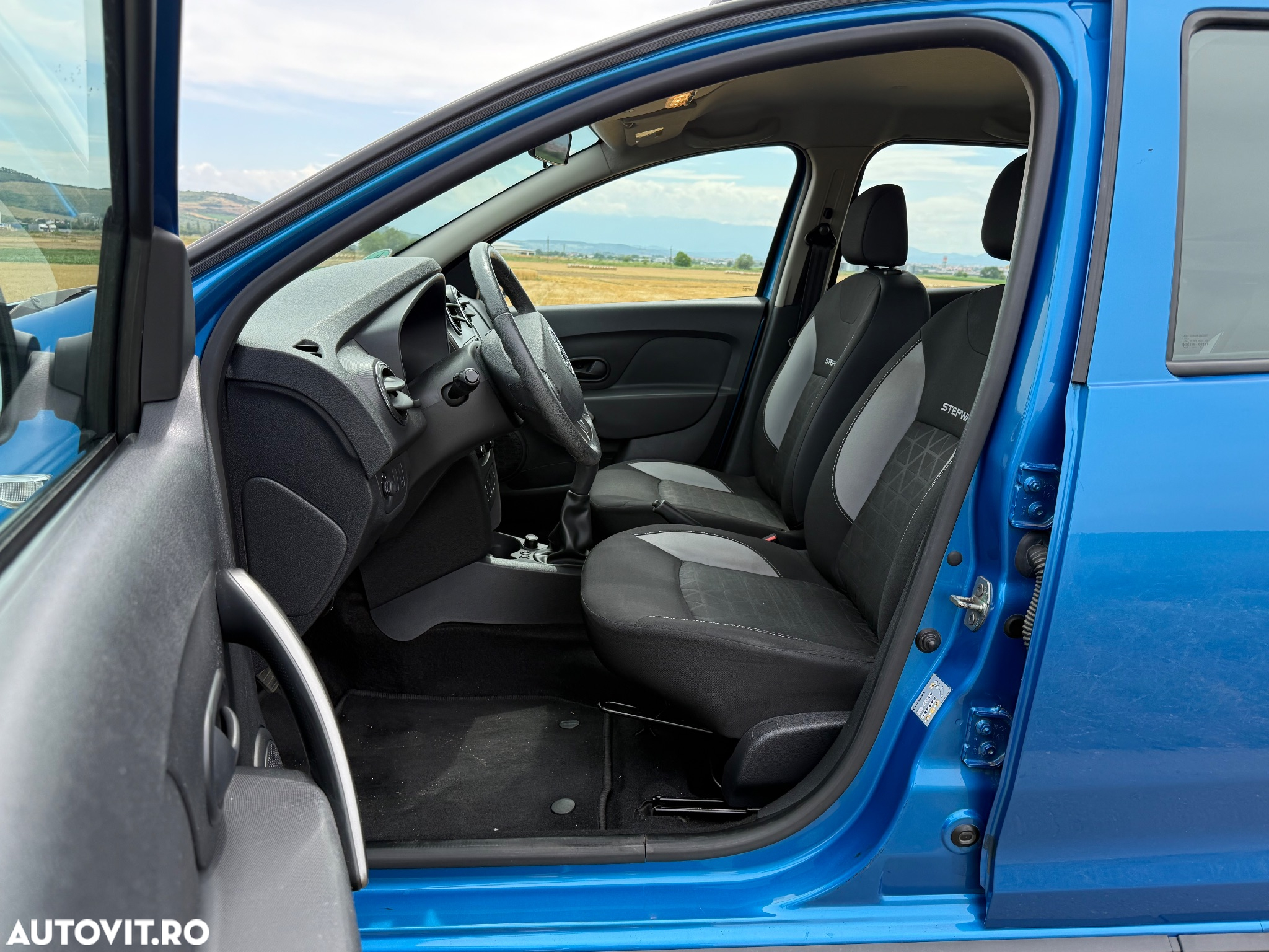 Dacia Sandero Stepway dCi 90 (S&S) Essential - 6