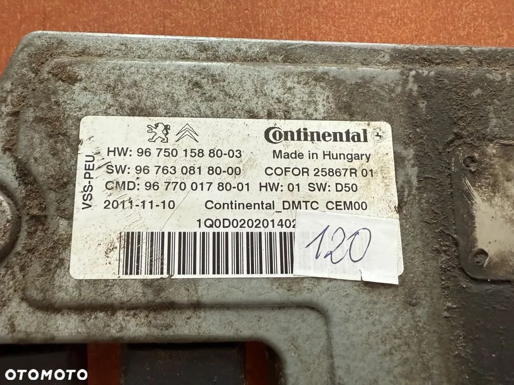 Peugeot 308  Sterownik silnika 967501588003 - 2