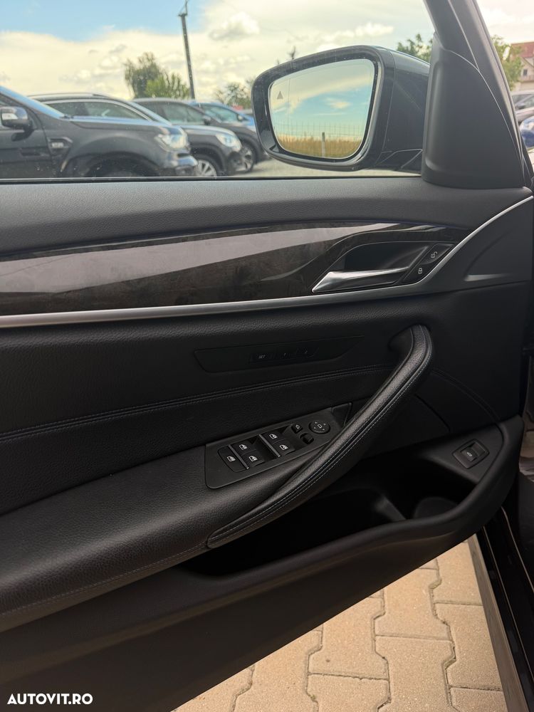 BMW Seria 5 520d Aut. M Sport Edition - 15