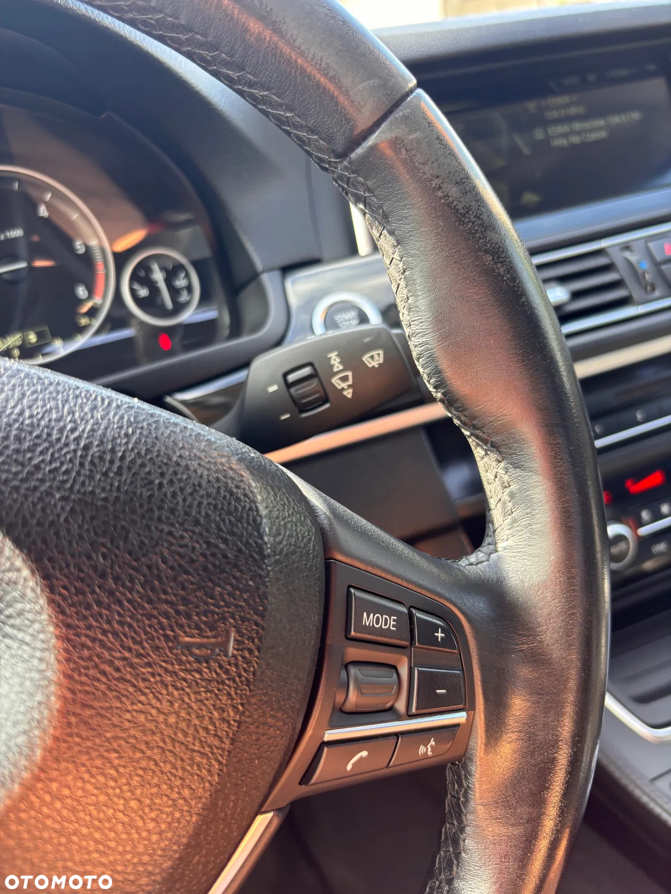 BMW Seria 5 518d - 34
