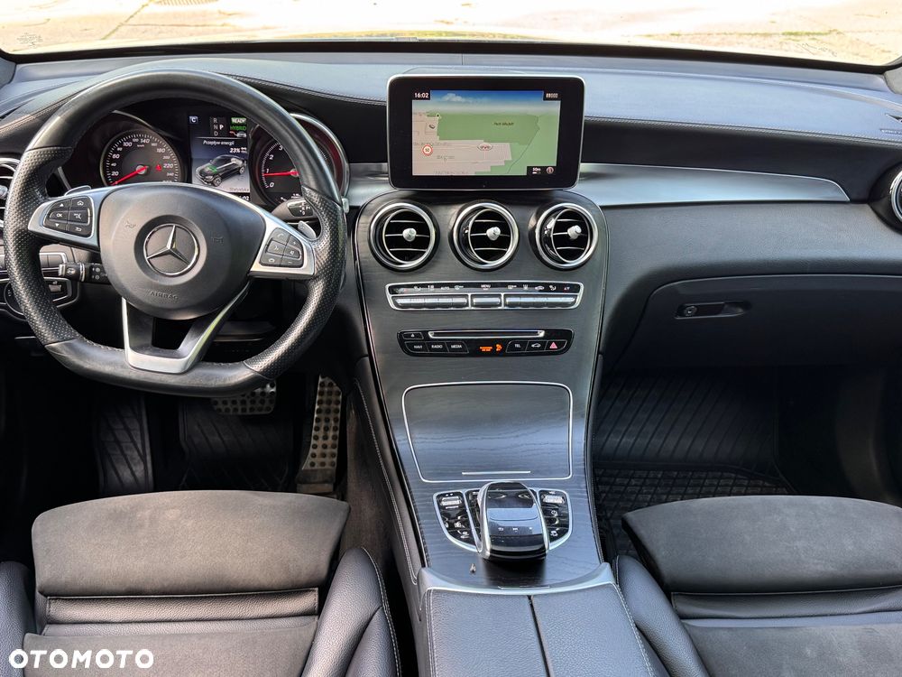 Mercedes-Benz GLC - 15