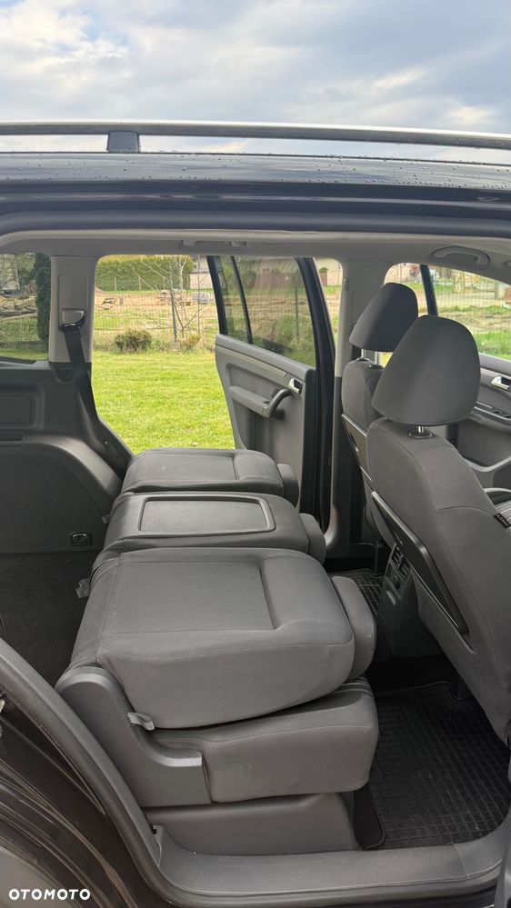 Volkswagen Touran 2.0 TDI DPF Cross - 12