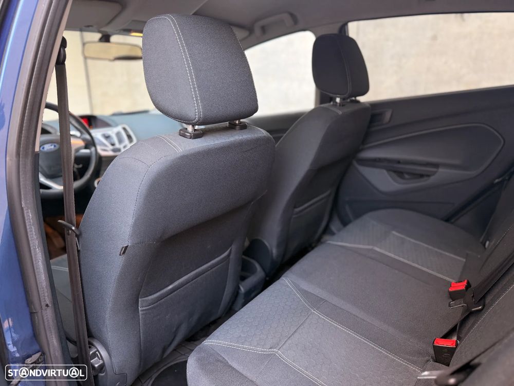 Ford Fiesta 1.25 Titanium - 26
