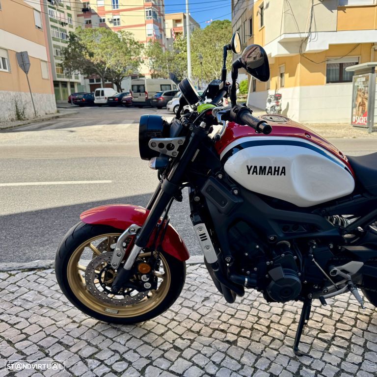 Yamaha XSR 900 - 23